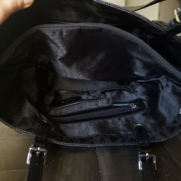 *SOLD* Michael Kors tote & wallet - Picture 3 of 6